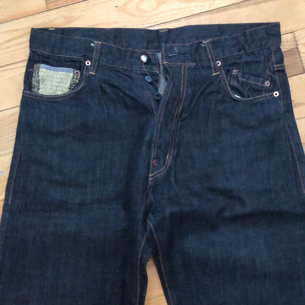 Clothes - Picture 2 of 6